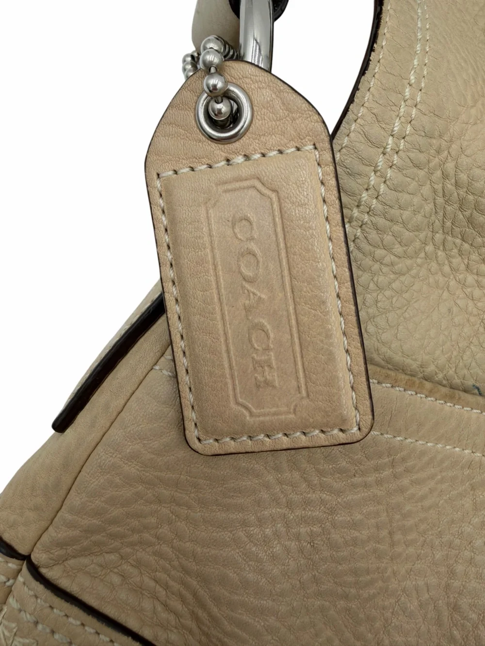 Coach Soho Pebbled Leather Buckle Shoulder Bag Cream Beige Style 10723 Y2K